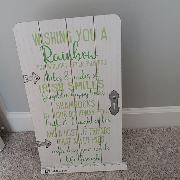 Other - NWOT  Wood Decor